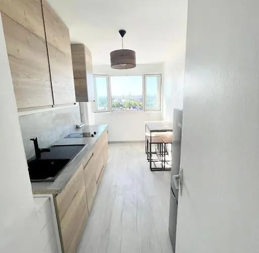 3 Pieces Lumineux Apartman